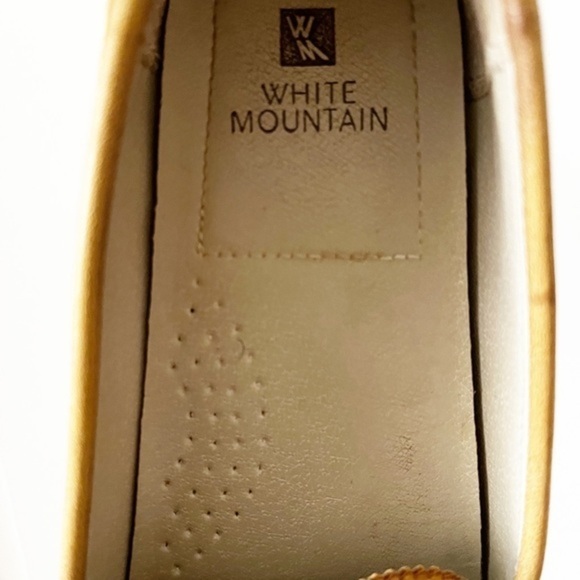 White mountain mustard moccasins - Picture 4 of 7